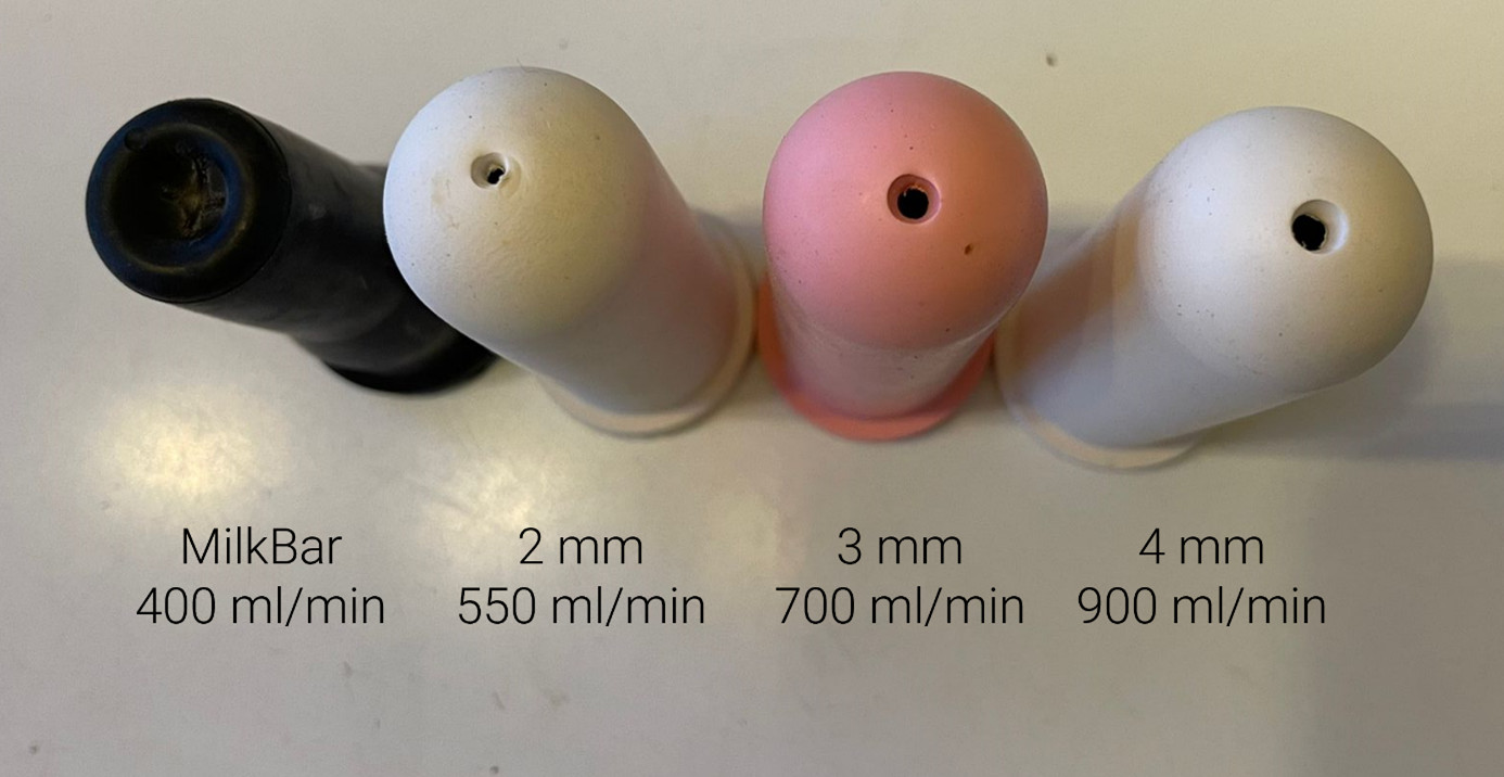 Drinking speeds, measured at the calf feeder with a perforated teat (the speeds at the feeding bucket are significantly higher with conventional teats) Drinking speeds, measured at the calf feeder with a perforated teat (the speeds at the feeding bucket are significantly higher with conventional teats)